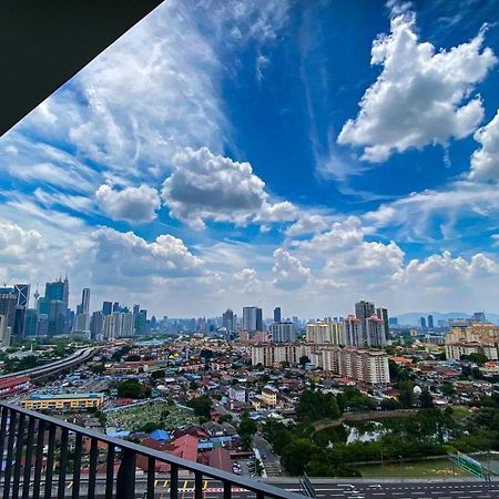 10Mins To Klcc W Lrt+Mall+Netflix Muji Urban Kuala Lumpur Ngoại thất bức ảnh