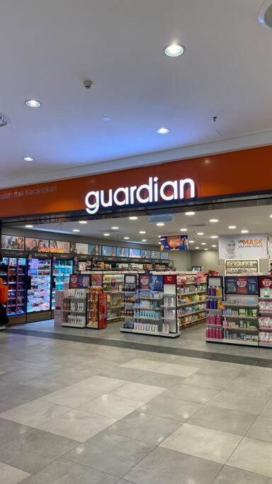 10Mins To Klcc W Lrt+Mall+Netflix Muji Urban Kuala Lumpur Ngoại thất bức ảnh