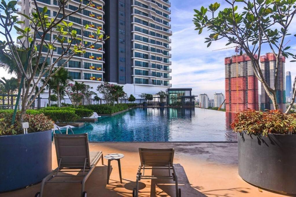 10Mins To Klcc W Lrt+Mall+Netflix Muji Urban Kuala Lumpur Ngoại thất bức ảnh