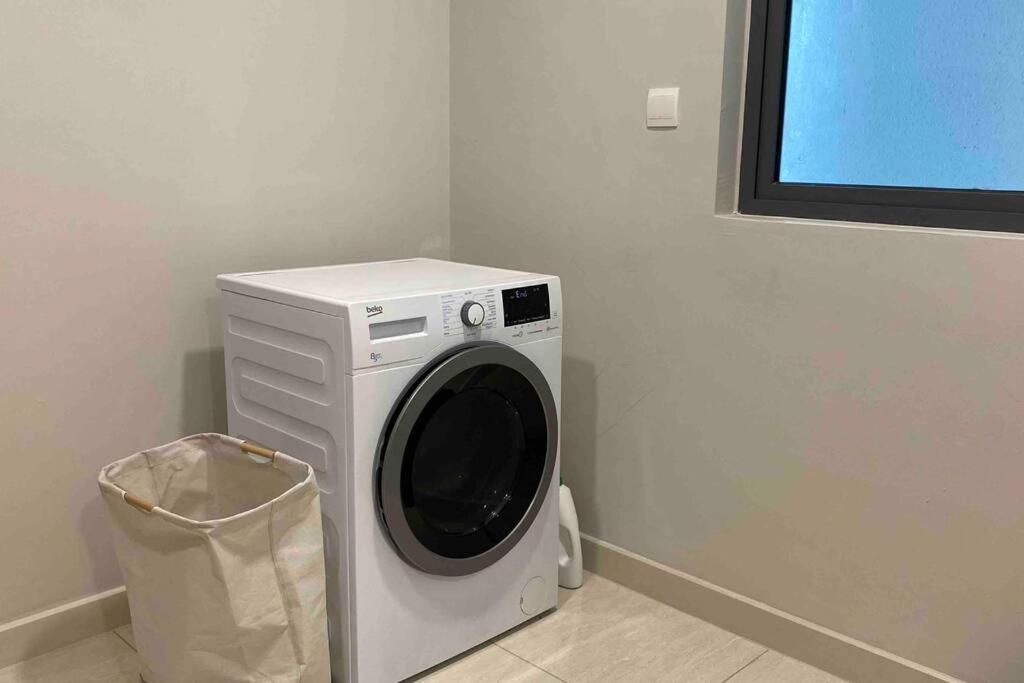 10Mins To Klcc W Lrt+Mall+Netflix Muji Urban Kuala Lumpur Ngoại thất bức ảnh